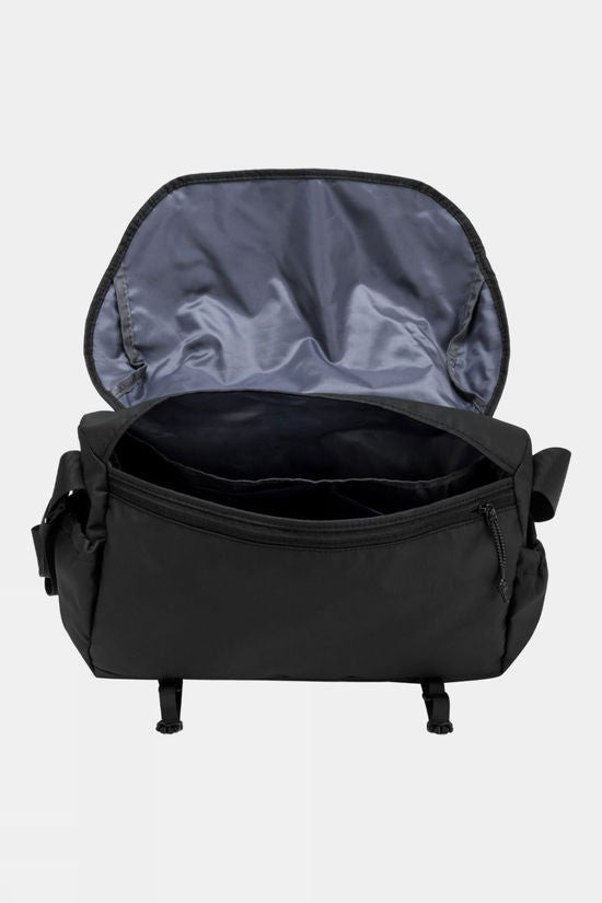  Walden Messenger Bag