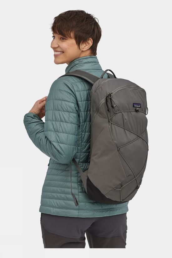  Patagonia Altvia Pack 14L Daypack