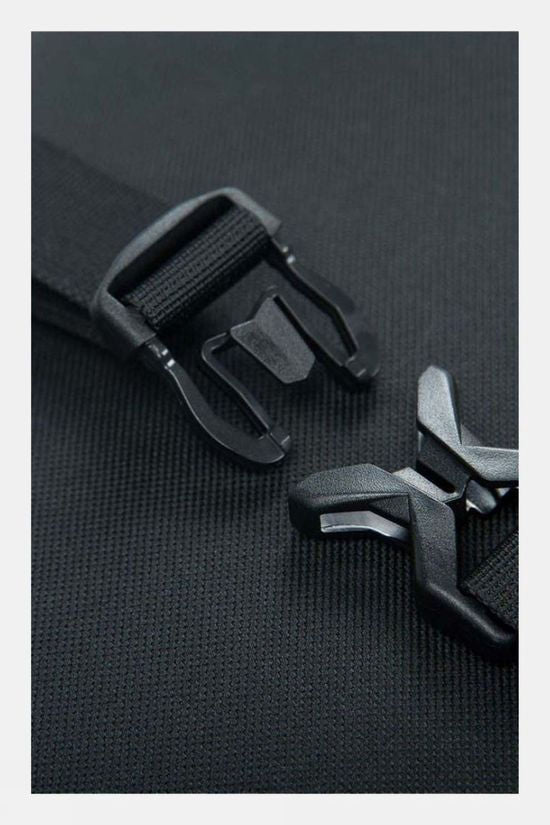  Snow And Rock Cargo Snowboard Wheelie Bag